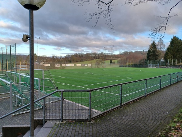 Sportplatz am Hollerbach - Hofheim/Taunus-Wildsachsen
