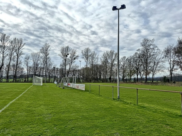 Sportplatz am Twiesbach - Porta Westfalica-Eisbergen