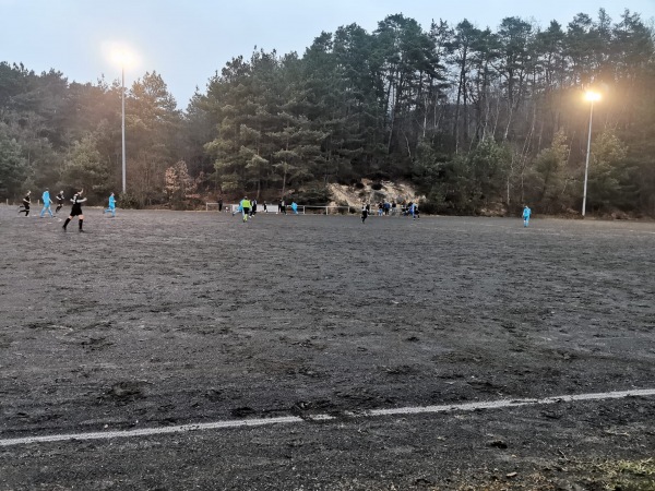 Sportplatz Mellnau - Wetter/Hessen-Mellnau