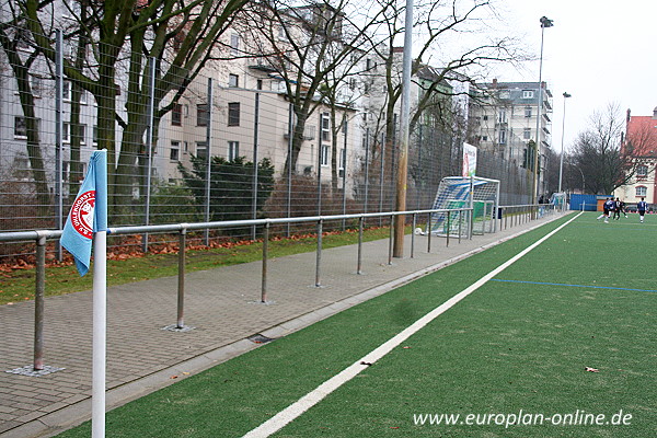 Sportplatz Beethovenstraße - Hamburg-Barmbek