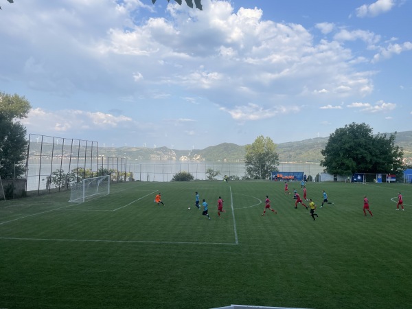 Stadion pod žutim Bregom - Golubac