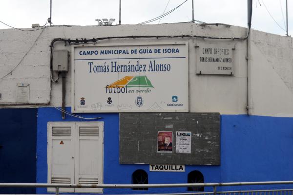 Campo de Futbol Tomas Hernandez Alonso - Guia de Isora, Tenerife, CN