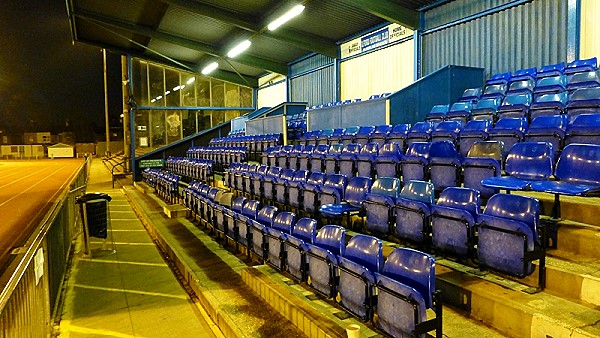 Cricklefield Stadium - London-Ilford, Greater London