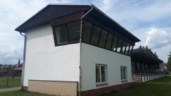 Friedrich-Ludwig-Jahn-Sportplatz 2 - Sukow
