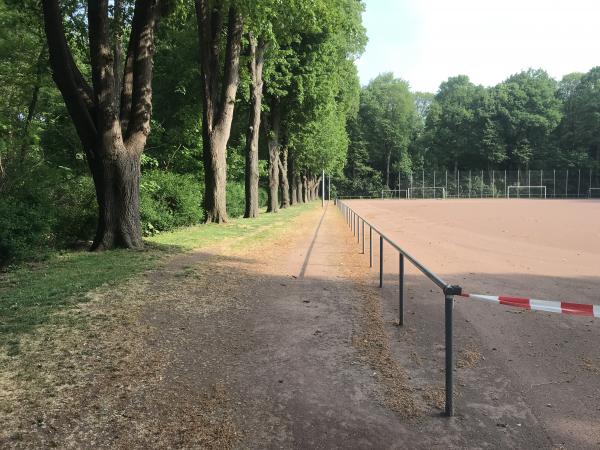 Eichenkreuz-Sportanlage Platz 2 - Köln-Sülz