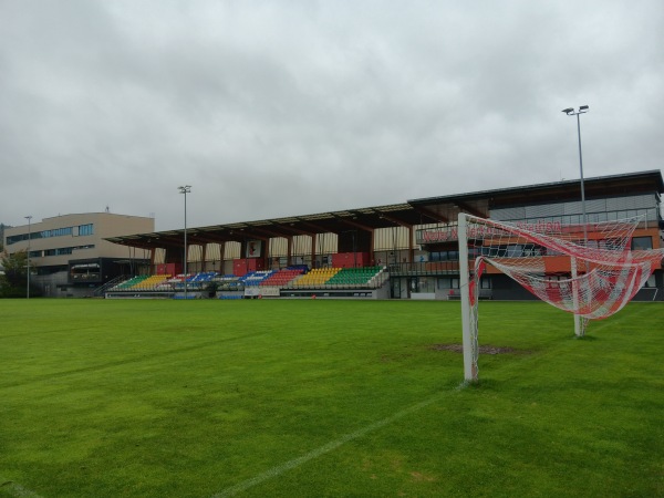 Walter-Niederkofler-Stadion - Hart bei Graz