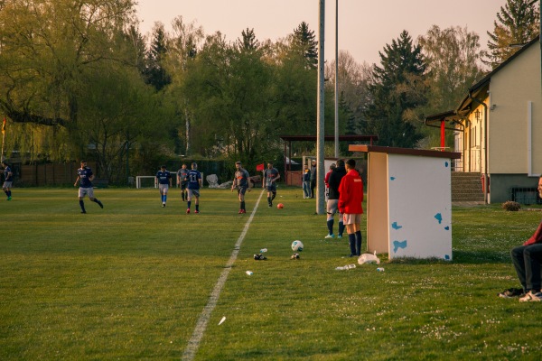 Sportpark Ziegelstein Platz 4 - Nürnberg-Ziegelstein