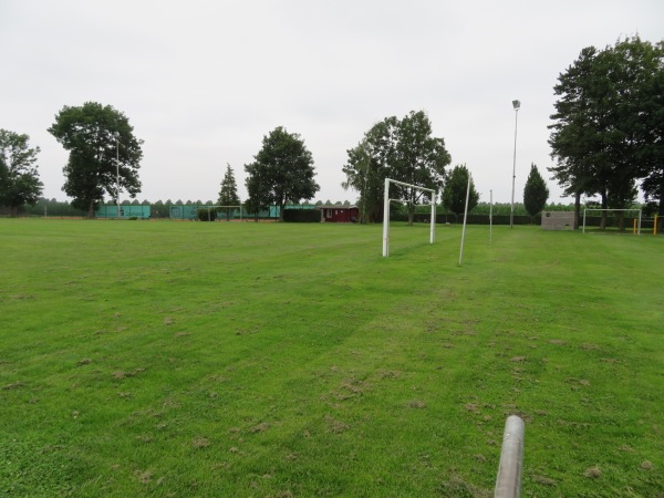 Sportplatz Auf der Wiese - Schellerten-Dinklar