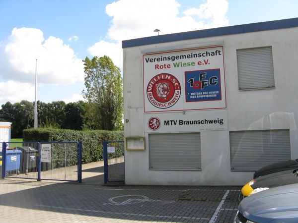 Sportanlage Rote Wiese - Braunschweig