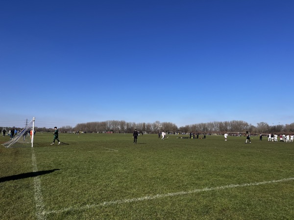 Hackney Marshes pitch S7 - Hackney Wick, Greater London
