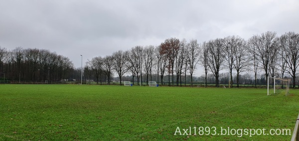 Sportpark Achter 't Hof veld 2 - Halderberge-Hoeven