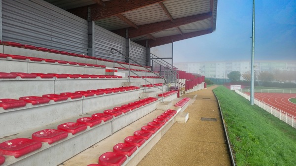 Stade Omnisports Aldo Carrozza - Behren-lès-Forbach