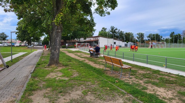 Sportzentrum Ginsheimer Landstraße - SV-07-Platz 2 - Bischofsheim/Mainspitze