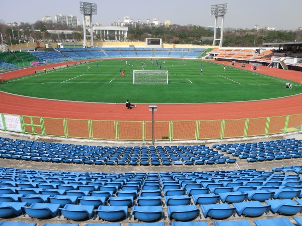 Hyochang Stadium - Seoul