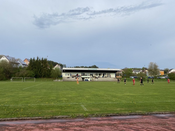 Sportplatz an der Jugendherberge - Pottenstein 