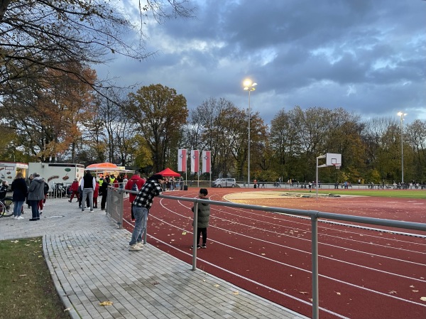 Sportanlage am Stadtgymnasium GSV-Platz - Köln-Porz