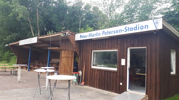 Peter-Martin-Petersen-Stadion im Sportzentrum - Neukirchen/Nordfriesland