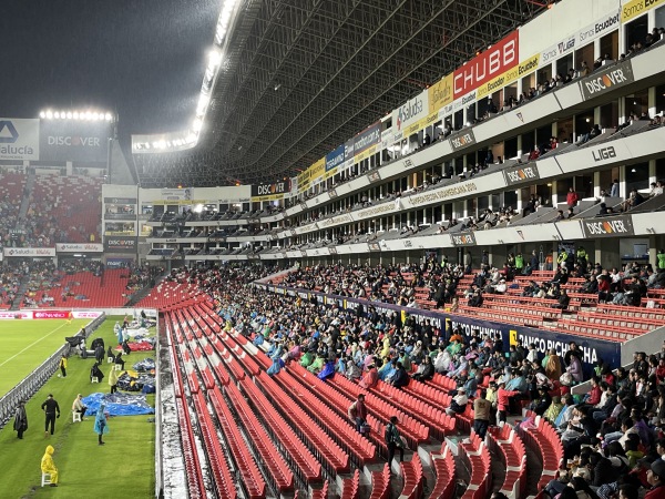 Estadio Rodrigo Paz Delgado - Quito