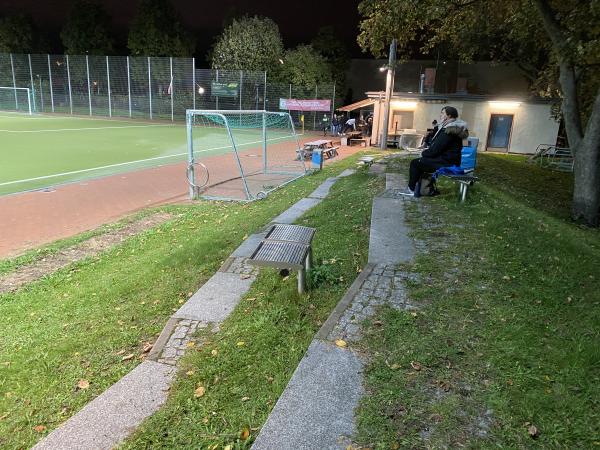 Jubiläumssportplatz - Berlin-Neukölln