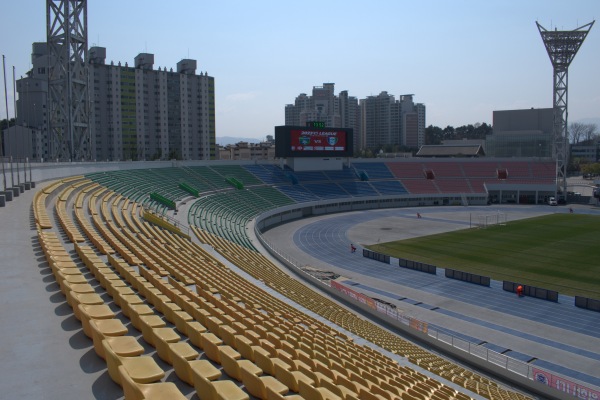 Gangneung Stadium - Gangneung