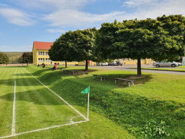 Sportplatz Am Hutberg - Schönau-Berzdorf