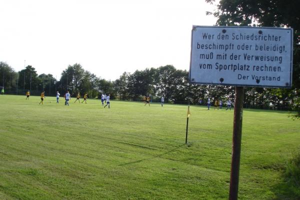 Sportplatz Haarbrück - Beverungen-Haarbrück