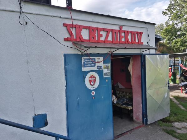 Hřiště SK Bezděkov - Roudnice nad Labem
