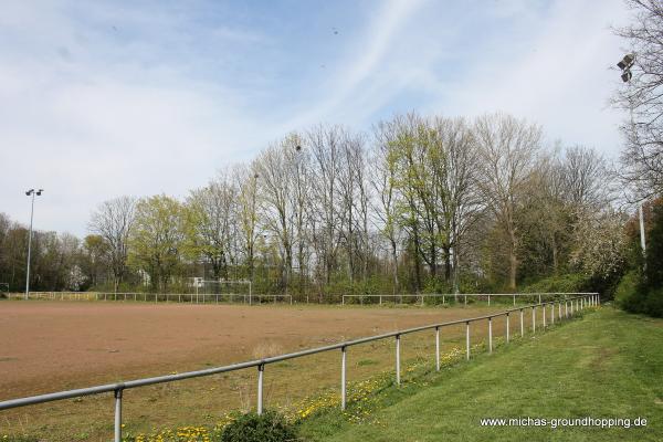 Werner-Lehmann-Stadion Nebenplatz 1 - Bergheim/Erft-Oberaußem