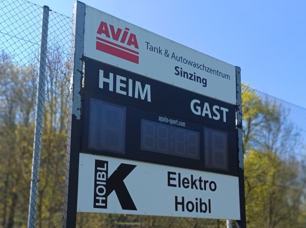 Sportgelände an der Schwarzen Laber - Sinzing