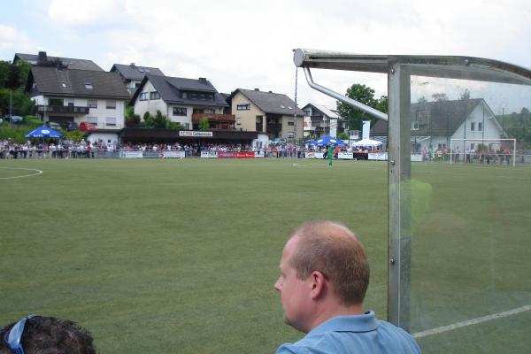 Hessenberg-Sportplatz - Eslohe/Sauerland-Cobbenrode