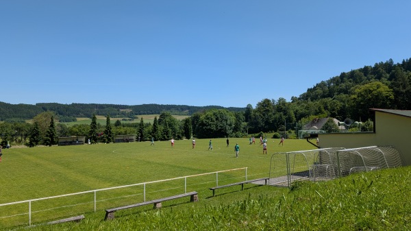 Fotbalové hřiště Řetová  - Řetová 