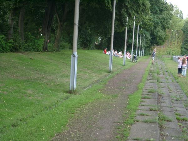 Friedrich-Ludwig-Jahn-Platz - Gelsenkirchen-Heßler