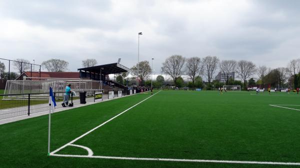 Sportpark Ossenkoppelerhoek veld 11-SV Almelo - Almelo-Ossenkoppelerhoek