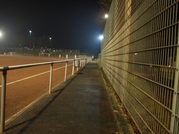 Bezirkssportanlage Oststadt Platz 2 - Essen/Ruhr-Eiberg