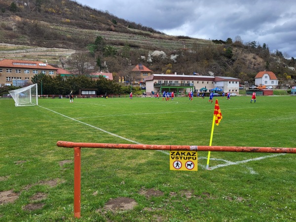 Stadion TJ Karlštejn - Karlštejn