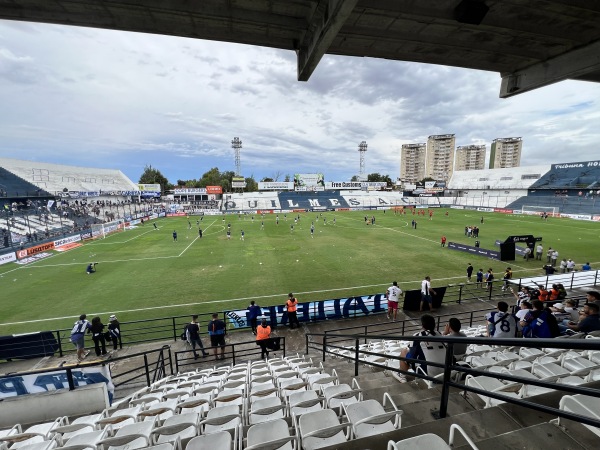 Estadio Centenario Ciudad de Quilmes - Quilmes, BA