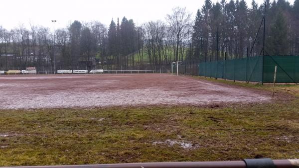 Sportplatz Staelsmühler Straße - Wermelskirchen-Dhünn