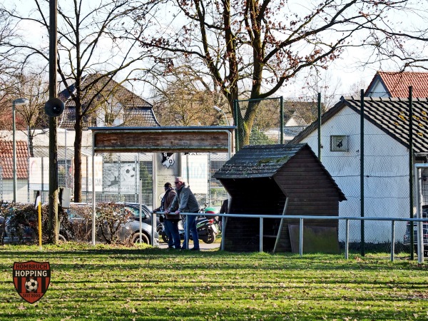 Fritz-Schumacher-Sportpark Platz 2 - Bad Sassendorf-Ostinghausen