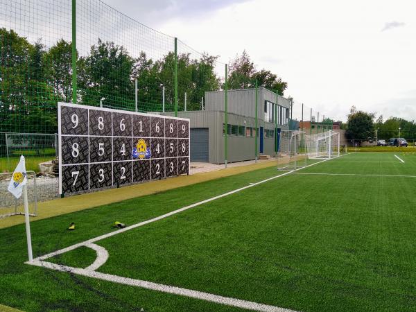 Plungės dirbtinės dangos stadionas - Plungė