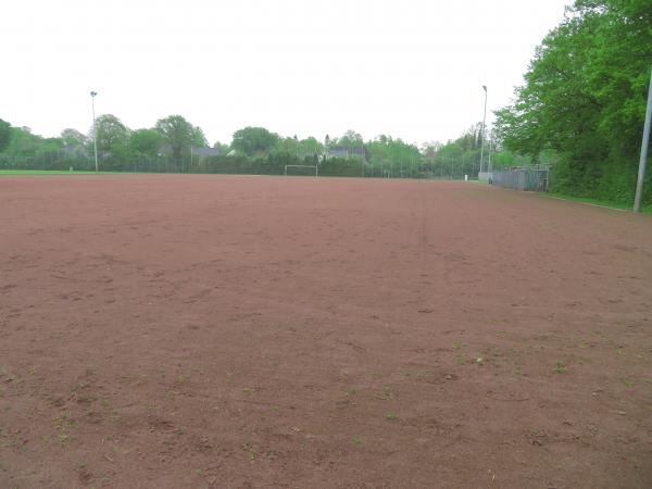 Bezirkssportanlage Curiestraße Platz 2 - Bremen-Horn