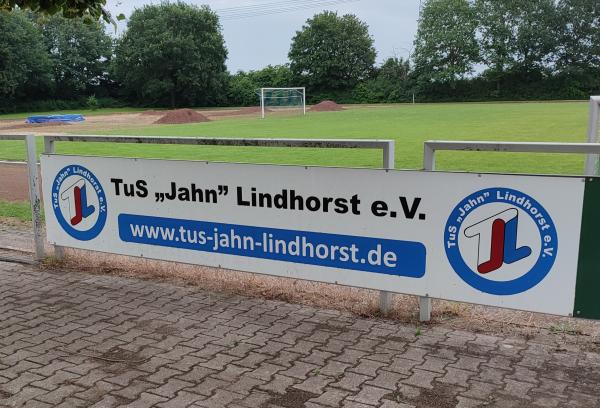 Gemeindesportanlage Lindhorst - Lindhorst