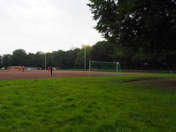 Sportplatz Kaiserhöhe - Wuppertal-Brill