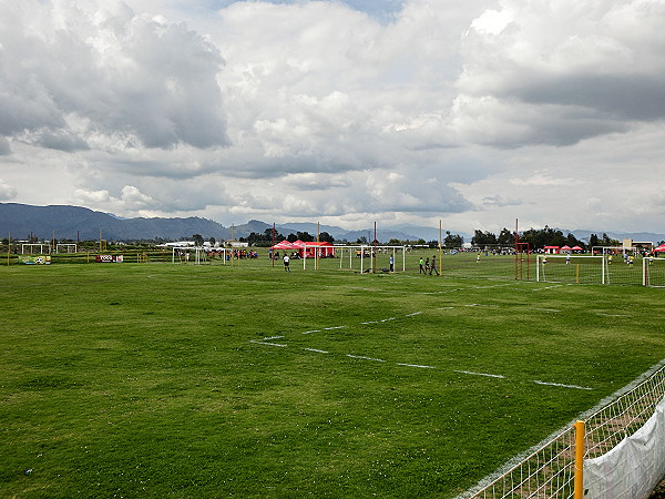 Canchas de futbol la Morena - Bogotá