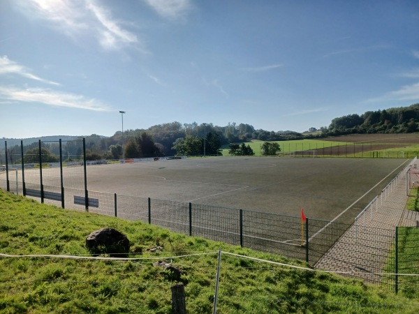 Sportplatz Am Buchholz - Mengerskirchen-Winkels