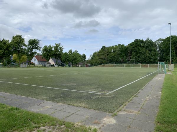 Sportanlage am Waldring Platz 2 - Altlandsberg-Bruchmühle