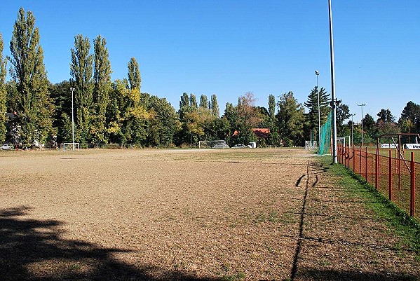 Stadion NK Tekstilac Ravnice Zagreb Igralište 2 - Zagreb