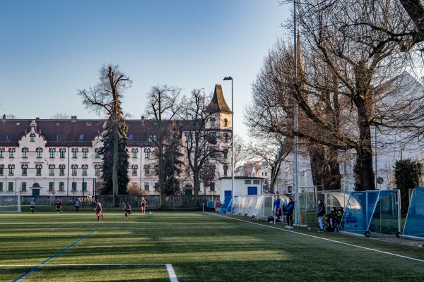 Sportanlage Charlottenhof Platz 2 - Leipzig-Alt-Lindenau