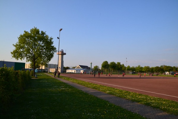 Preuschoff-Stadion Nebenplatz - Meckenheim/Rheinland