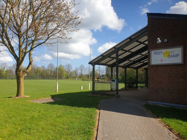 Sportplatz Vogelsang - Damp-Vogelsang-Grünholz