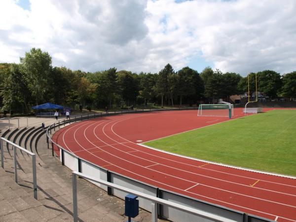 Stadion Bezirkssportanlage Karl-Hohmann-Straße - Düsseldorf-Benrath